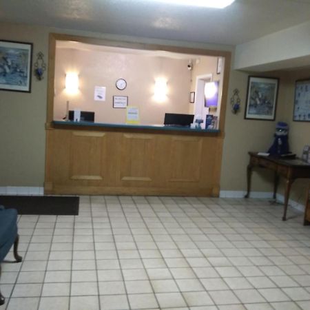 Bestway Inn - Мэдисон Экстерьер фото