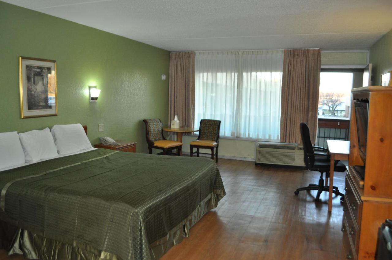 Bestway Inn - Мэдисон Экстерьер фото