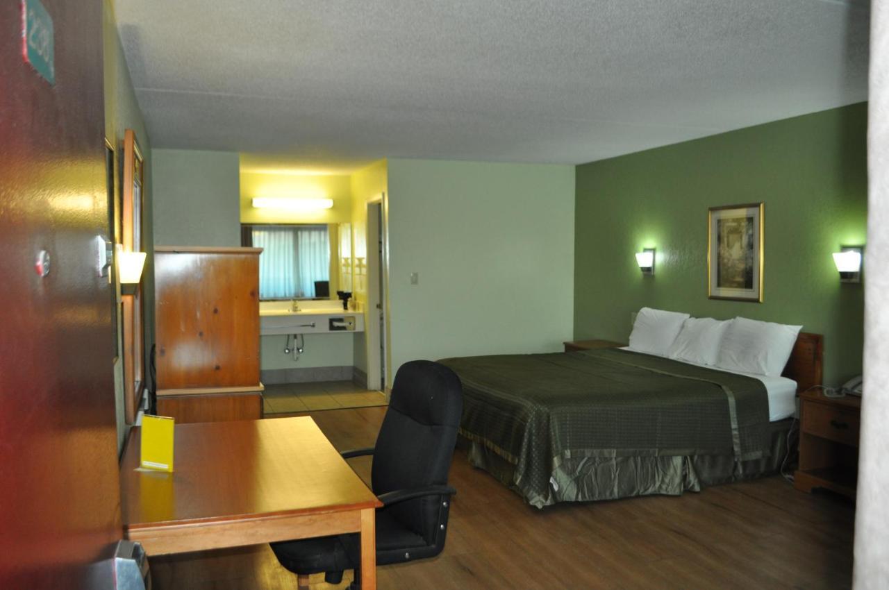 Bestway Inn - Мэдисон Экстерьер фото